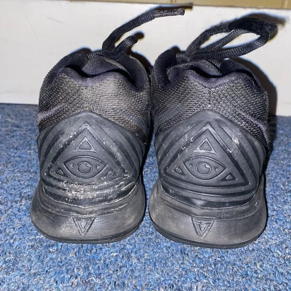 Nike Kyrie Irving youth boys 6 mid top eye tie up basketball shoes black